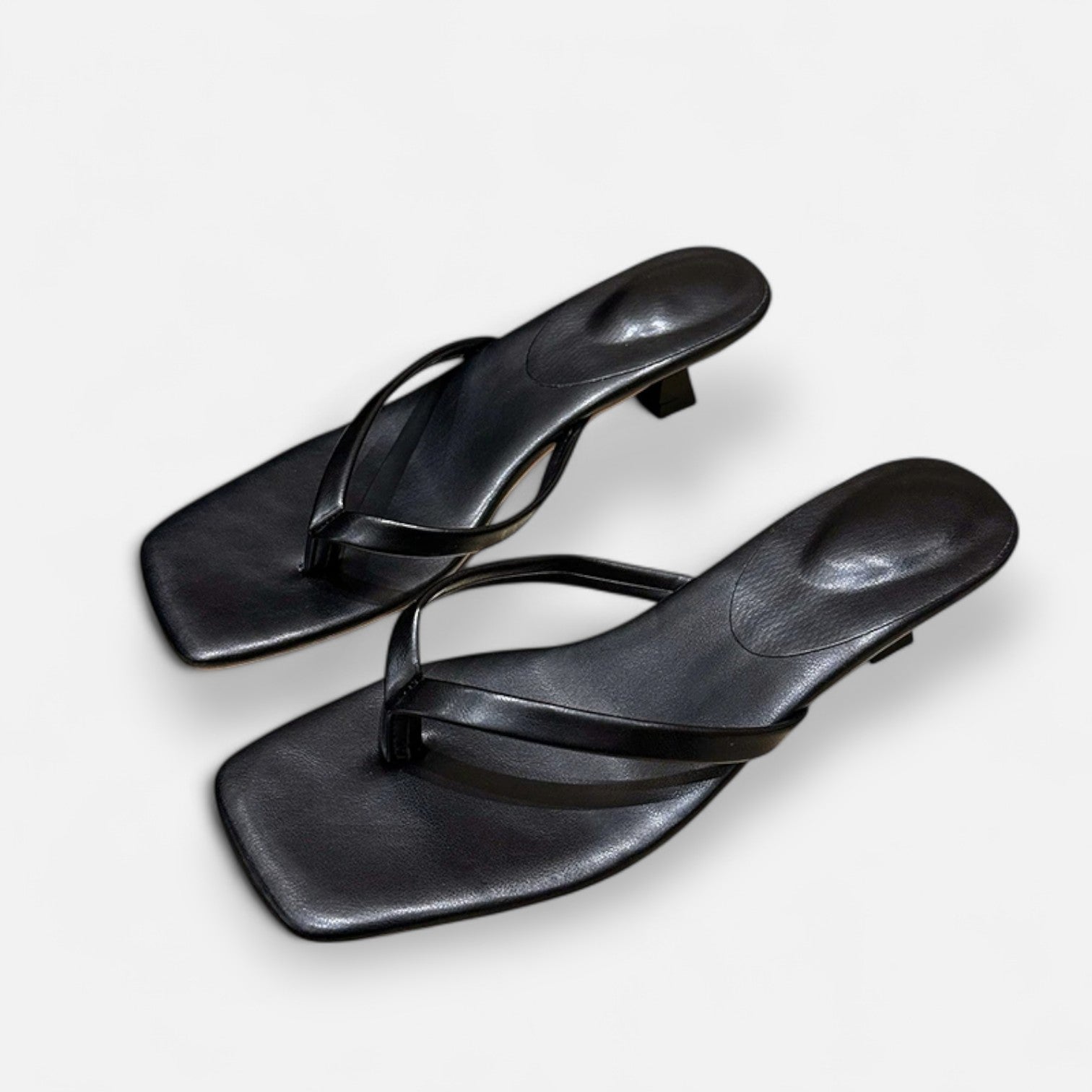 Fiventa | Women’s Street Style Slippers in Sculpted Ivory