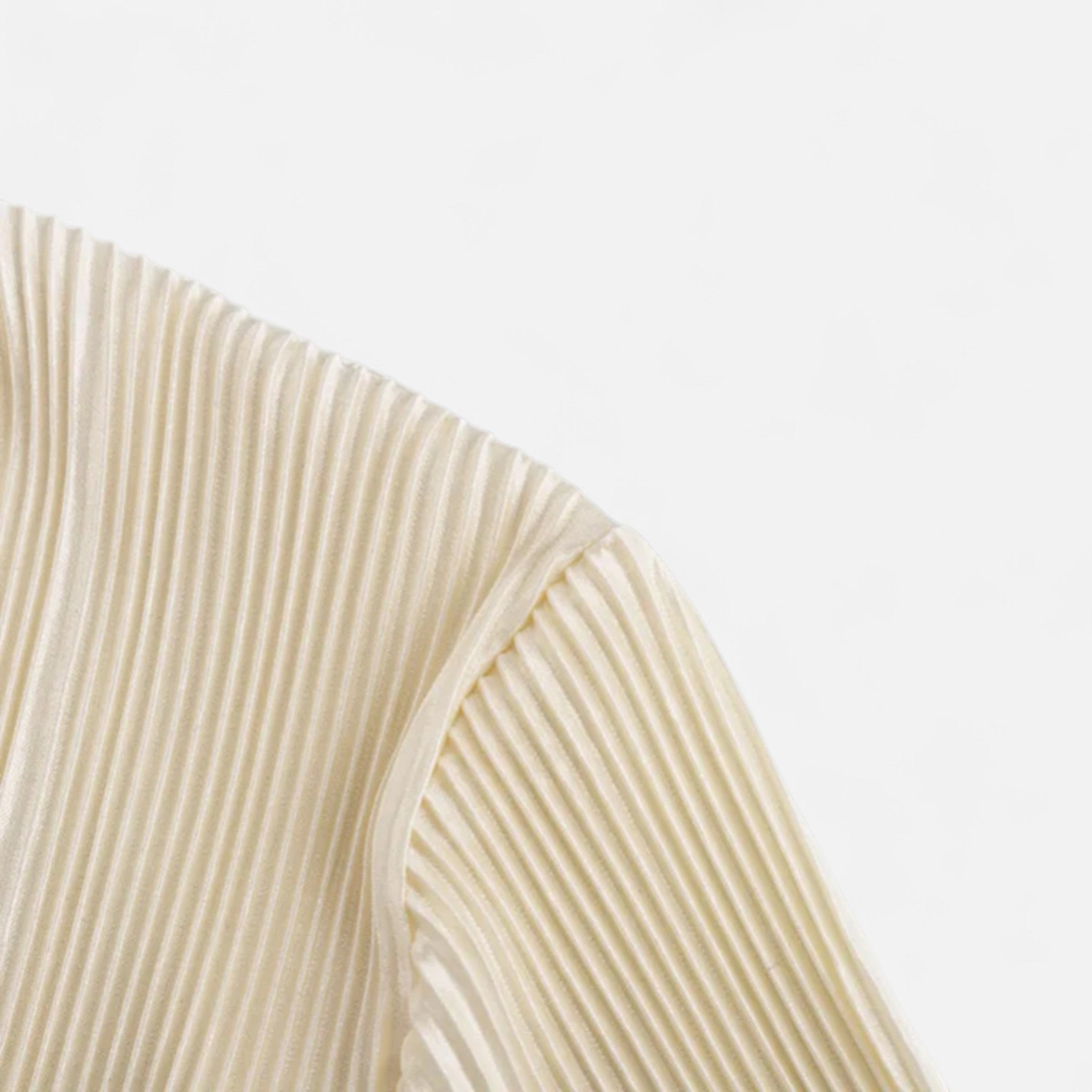 Fiventa | Women’s Pleated Tie-Front Blouse with Flare Sleeves