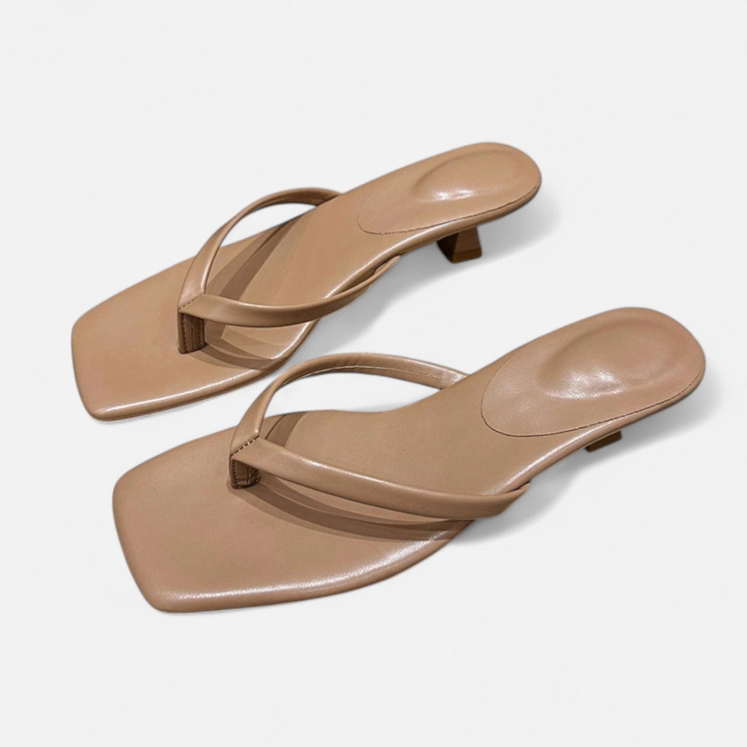 Fiventa | Women’s Street Style Slippers in Sculpted Ivory