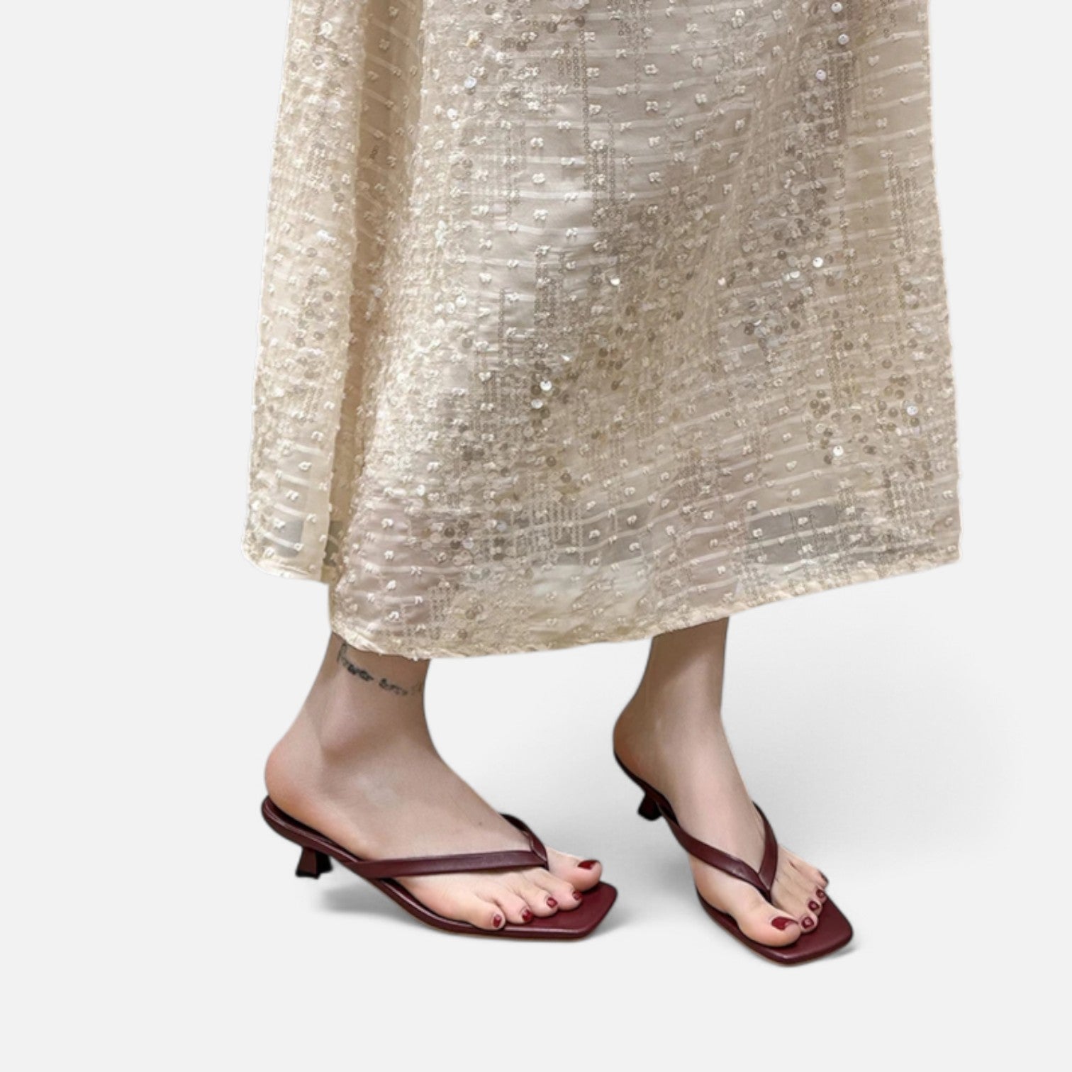 Fiventa | Women’s Street Style Slippers in Sculpted Ivory